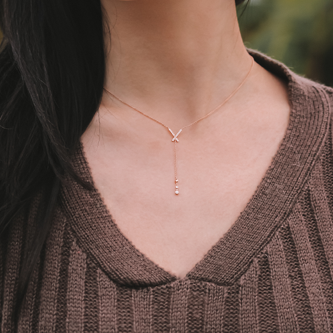 Y drop diamond necklace